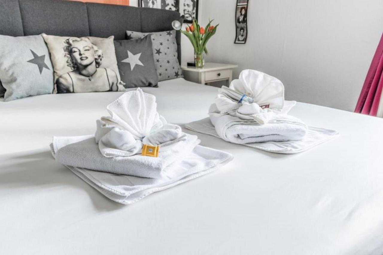 Pension Harmony Marburg Esterno foto